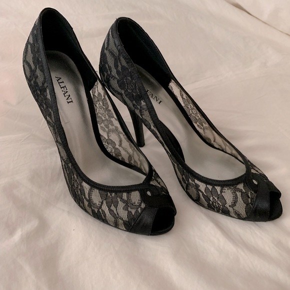 Alfani heels, black lace, size 7 - Picture 1 of 6